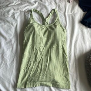 Workout tank top